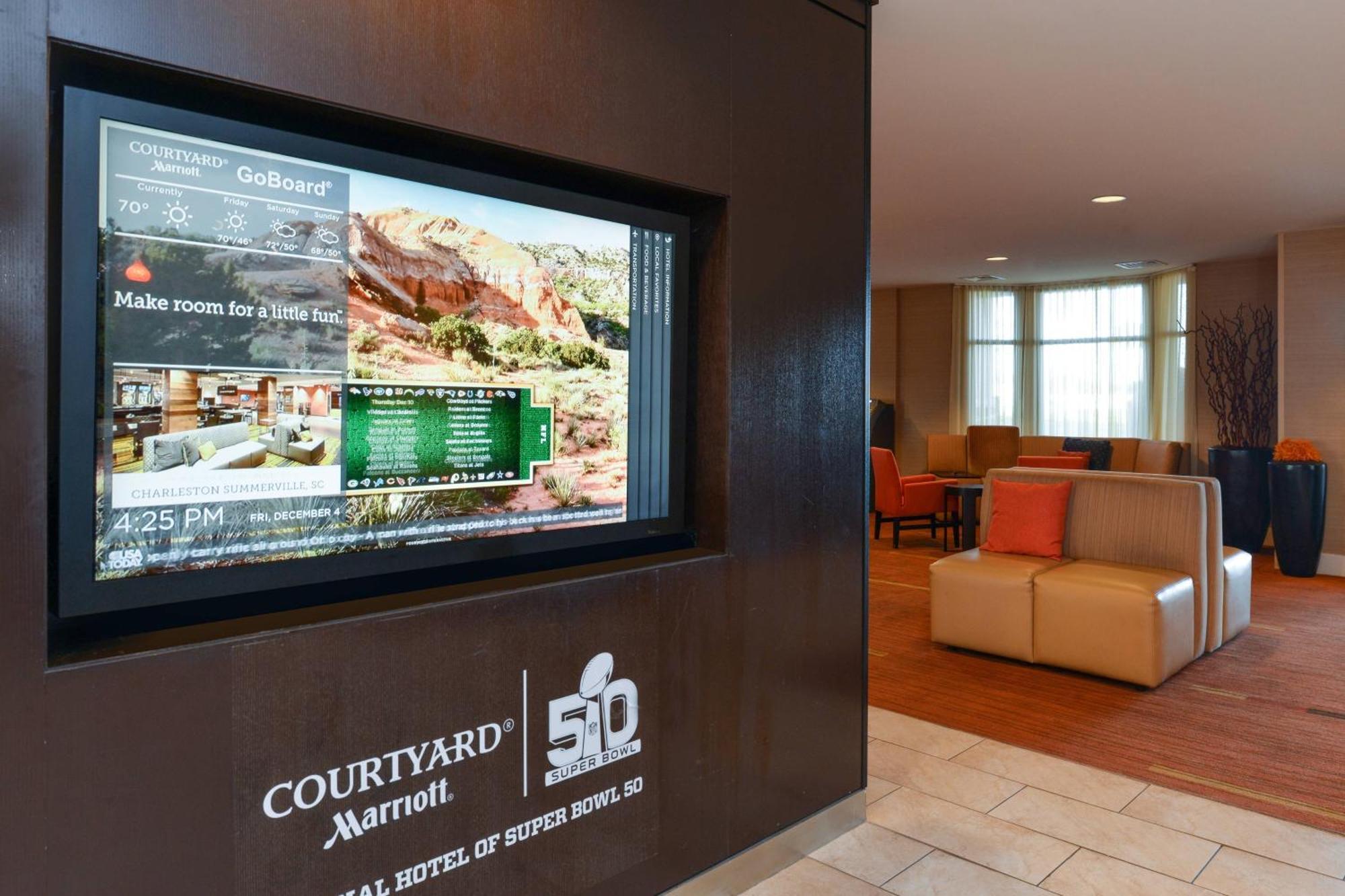 Courtyard Laredo Hotel Luaran gambar